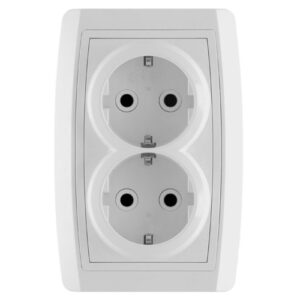 Utičnica dupla Status